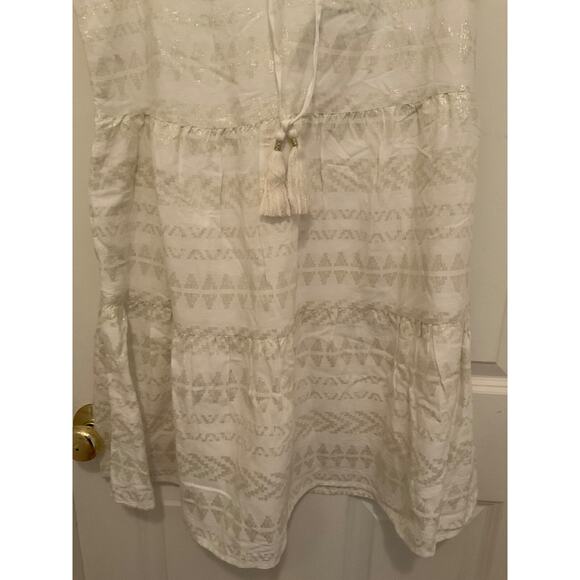 TOMMY BAHAMA WHITE W METALLIC THREADING SPLIT NECK DRESS WITH WHITE TASSLES SZ S - Picture 3 of 8
